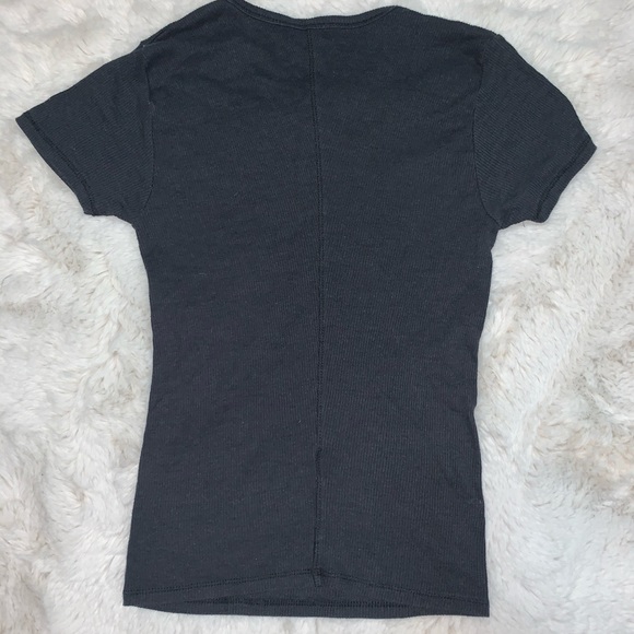 [SOLD] Urban Outfitters ribbed tee black - Picture 2 of 4